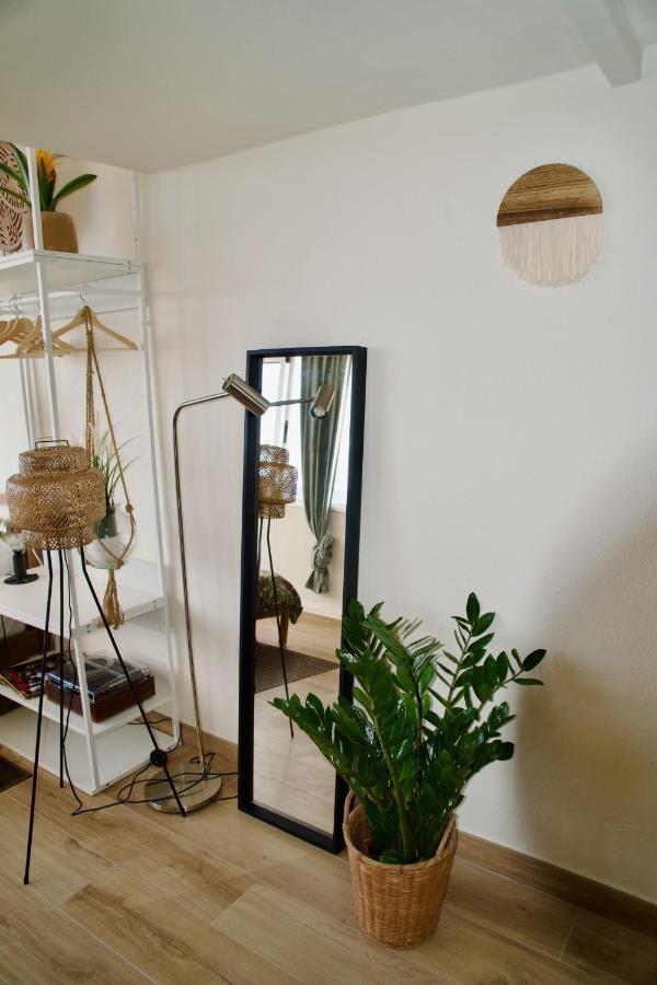 El Estudio De Jessica La Laguna  Exteriör bild